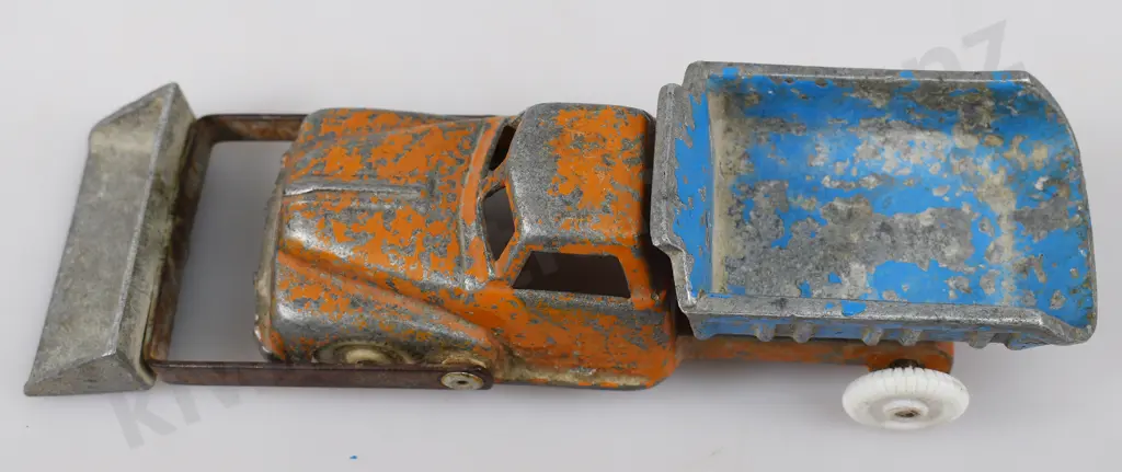 FUN HO SMALL FRONT END LOADER TIP TRUCK Image 1++