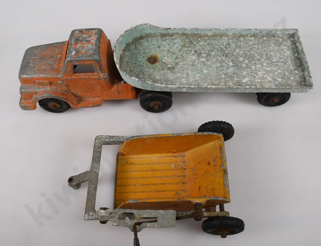 FUN HO LARGE ARTICULATED TRUCK, PART EARTH SCAPER Image 1++