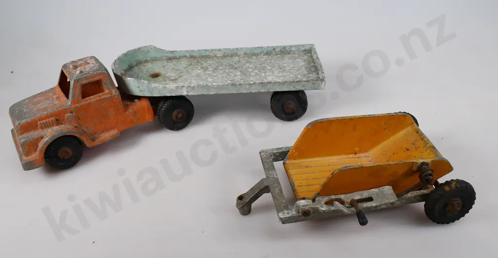 FUN HO LARGE ARTICULATED TRUCK, PART EARTH SCAPER Image 1++