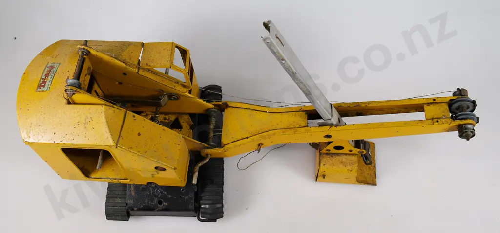 TRI-ANG EXCAVATOR MODEL 300 Image 1++