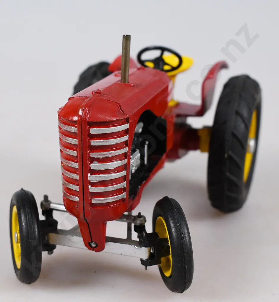 LINCOLN MAJOR MODEL MASSEY HARRIS TRACTOR Image 1++