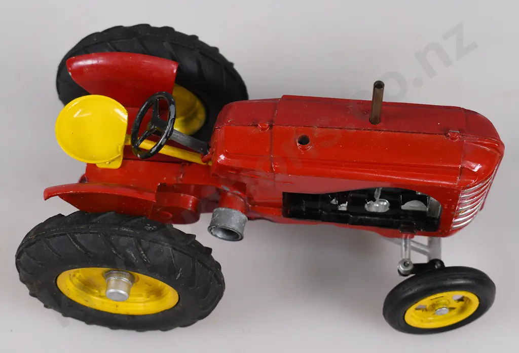 LINCOLN MAJOR MODEL MASSEY HARRIS TRACTOR Image 1++