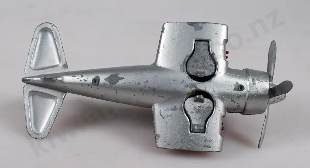 LINCOLN MAJOR MODEL NAVY WING FIGHTER Image 1++