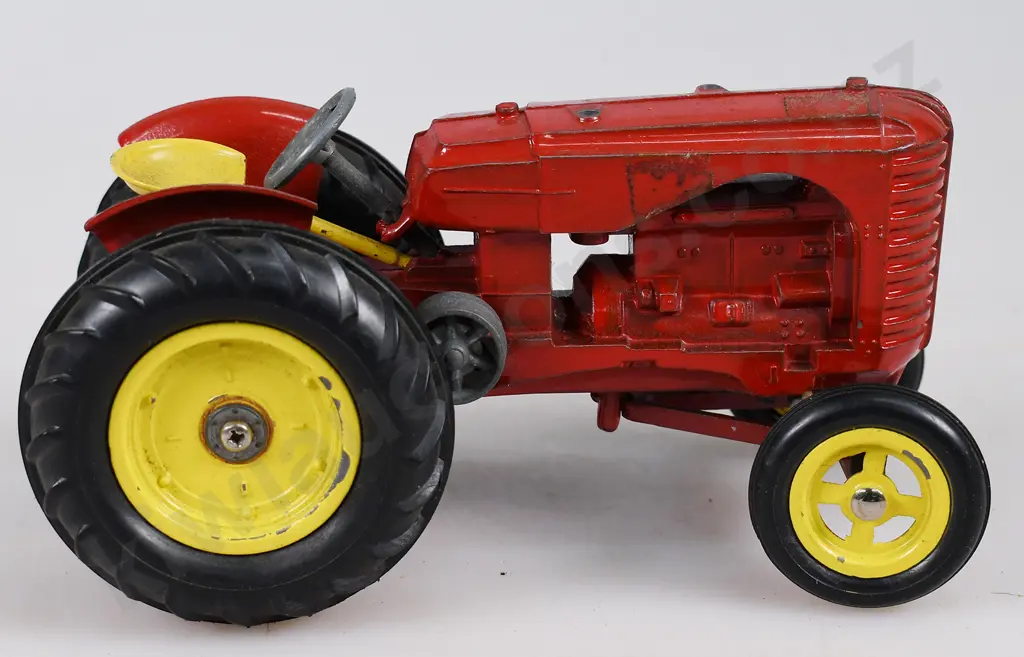 LINCOLN MAJOR MODEL MASSEY HARRIS TRACTOR Image 1++