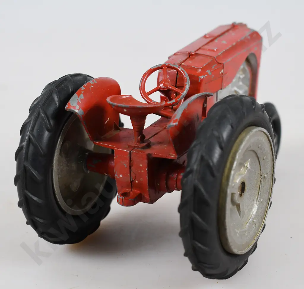 LINCOLN MAJOR MODEL MASSEY HARRIS TRACTOR Image 1++