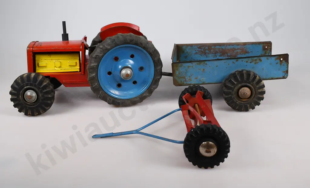 BOOMAROO TRACTOR, TWO WHEEL TRAILER & MOWER Image 1++