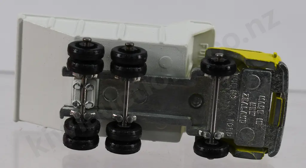 FUN HO MIDGET FORD DUMP TRUCK 50, BOXED Image 1++