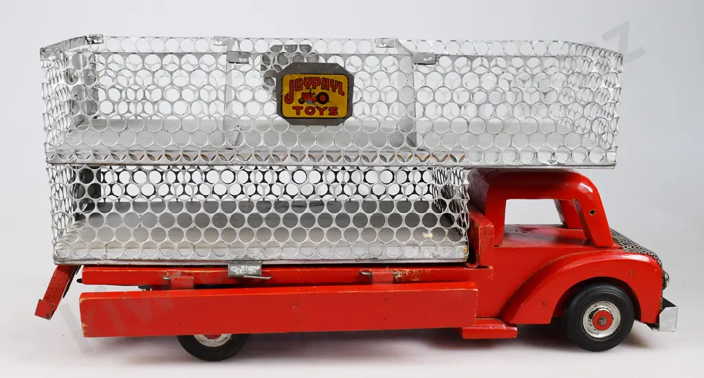 JOYPHYL TOYS WOODEN STOCK TRUCK Image 1++