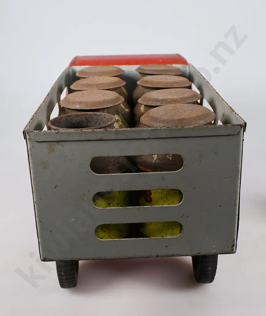 TRI-ANG DIESEL SERIES MILK TRUCK Image 1++