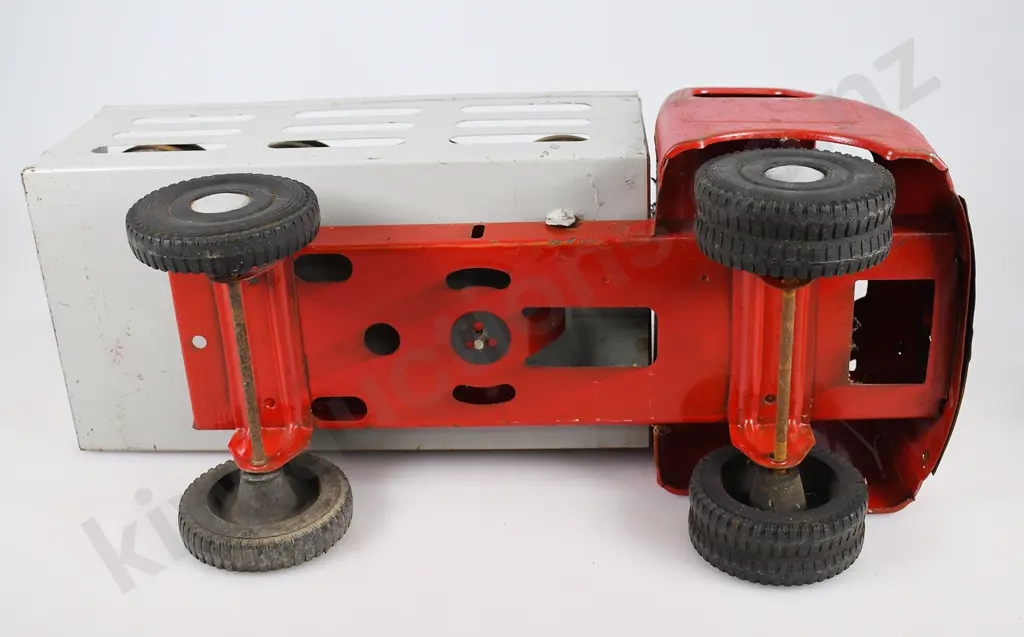 TRI-ANG DIESEL SERIES MILK TRUCK Image 1++