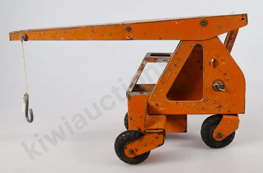 TRI-ANG MOBILE JIB CRANE Image 1++