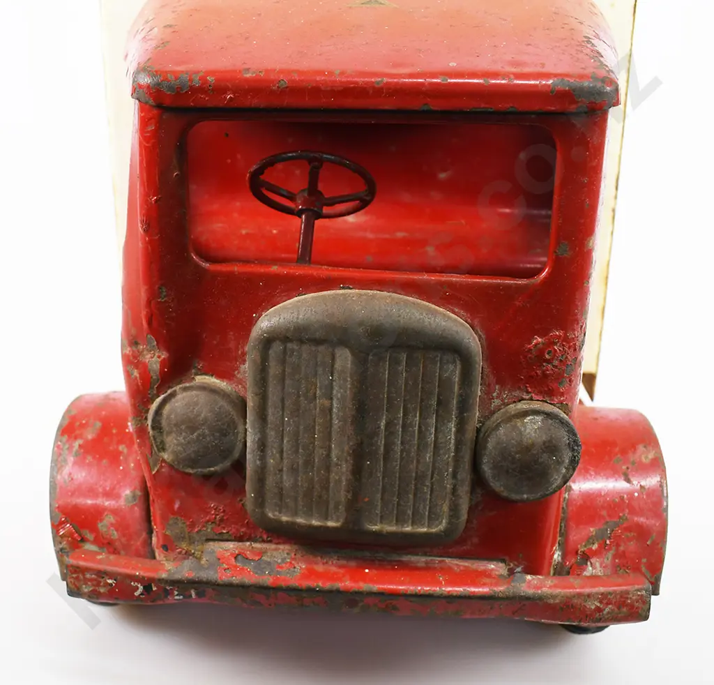 TRI-ANG TRANSPORT VAN No. 200 Image 1++