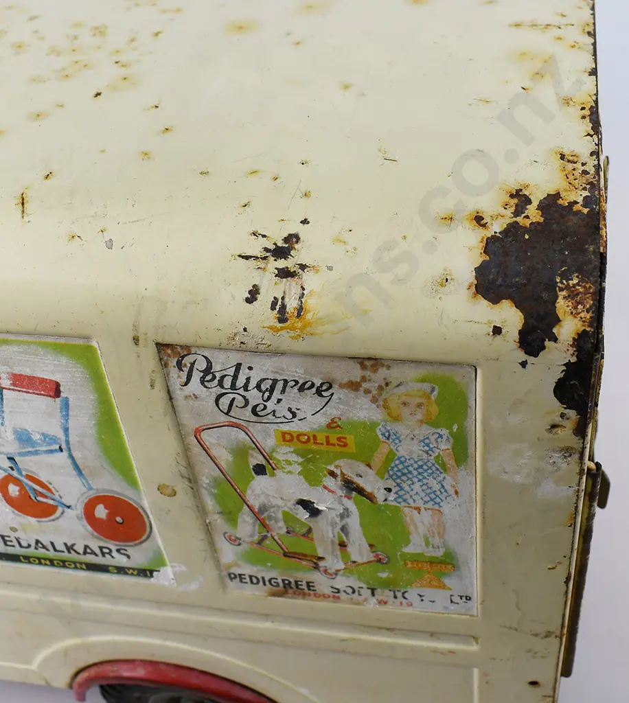 TRI-ANG TRANSPORT VAN No. 200 Image 1++