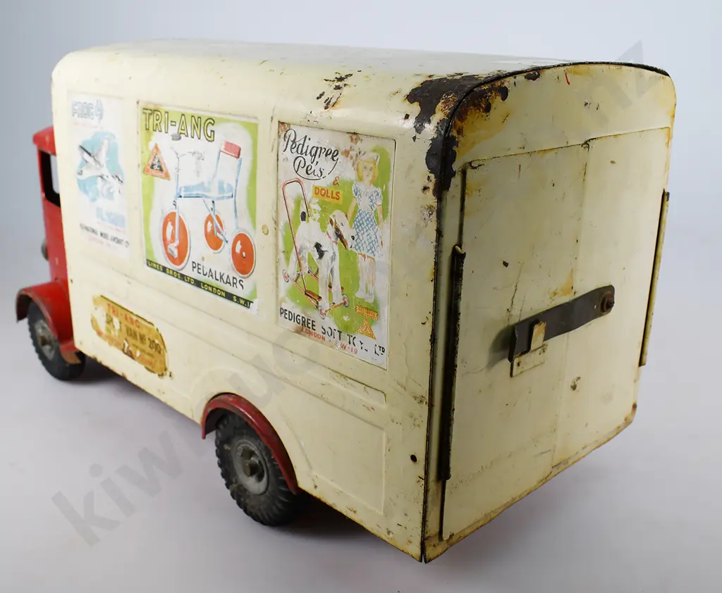 TRI-ANG TRANSPORT VAN No. 200 Image 1++