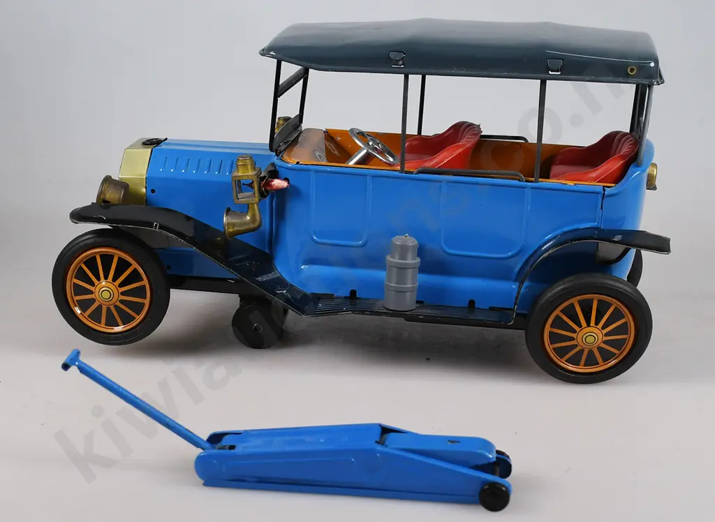 LINCOLN FORD MODEL T, IN ORIGINAL BOX Image 1++