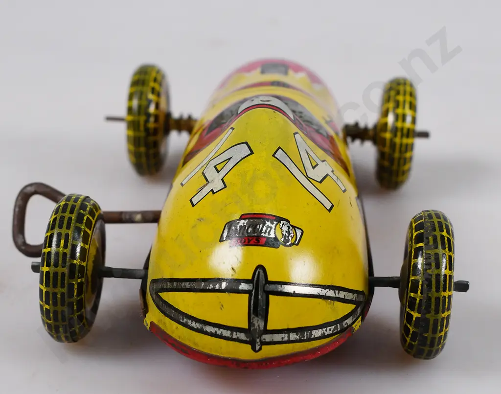 LINCOLN TOYS CLOCKWORK RACING CAR Image 1++