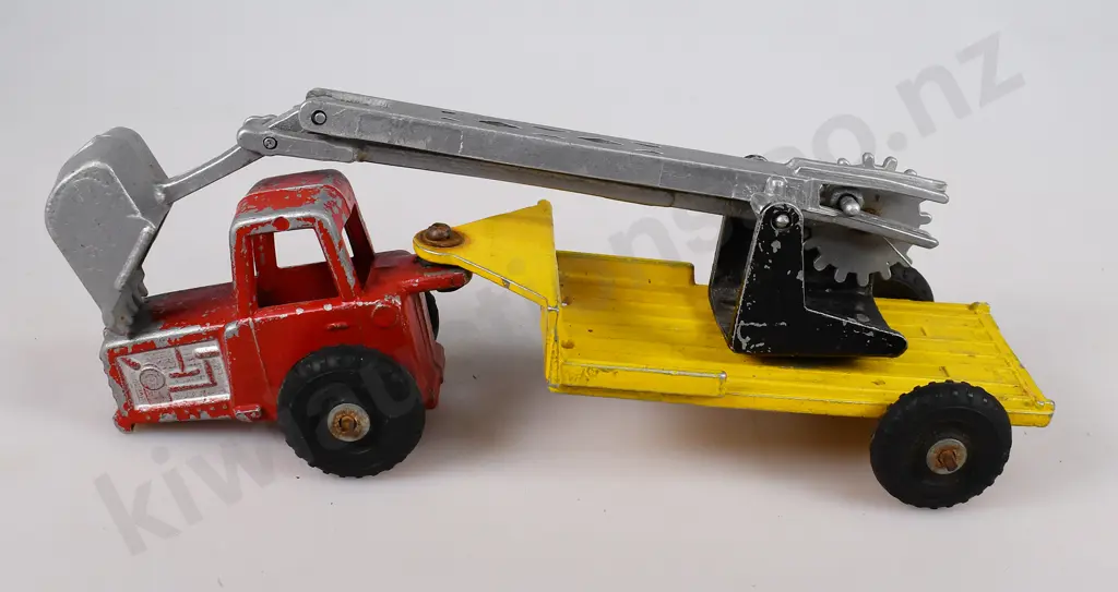 MACKENZIE & BANNISTER ARTICULATED DITCH DIGGER Image 1++