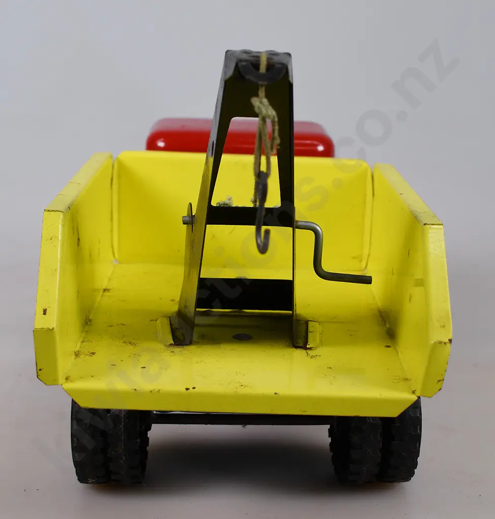 TARGET TOYS BREAKDOWN TRUCK Image 1++