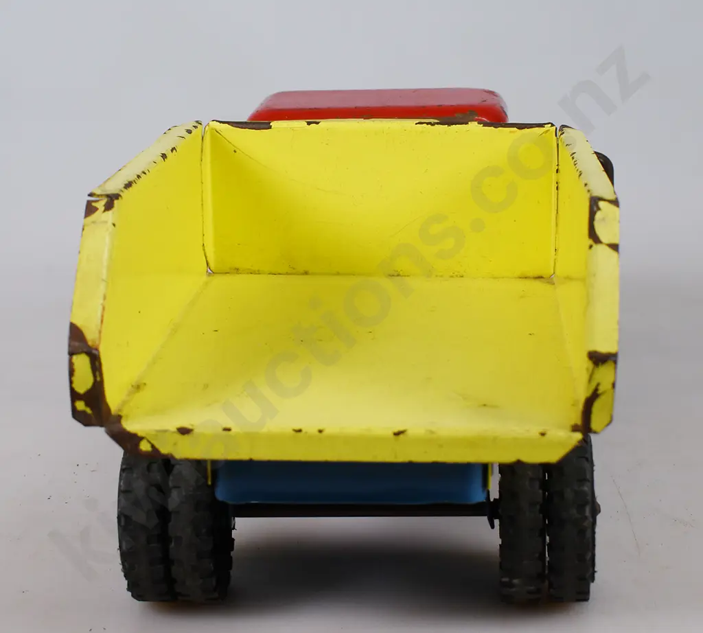 TARGET TOYS TIP TRUCK Image 1++