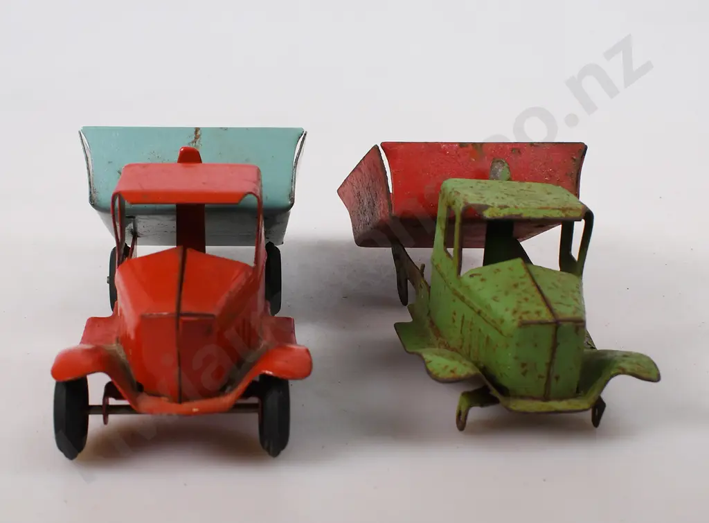 TRI-ANG 000 SERIES TIP LORRY Image 1++