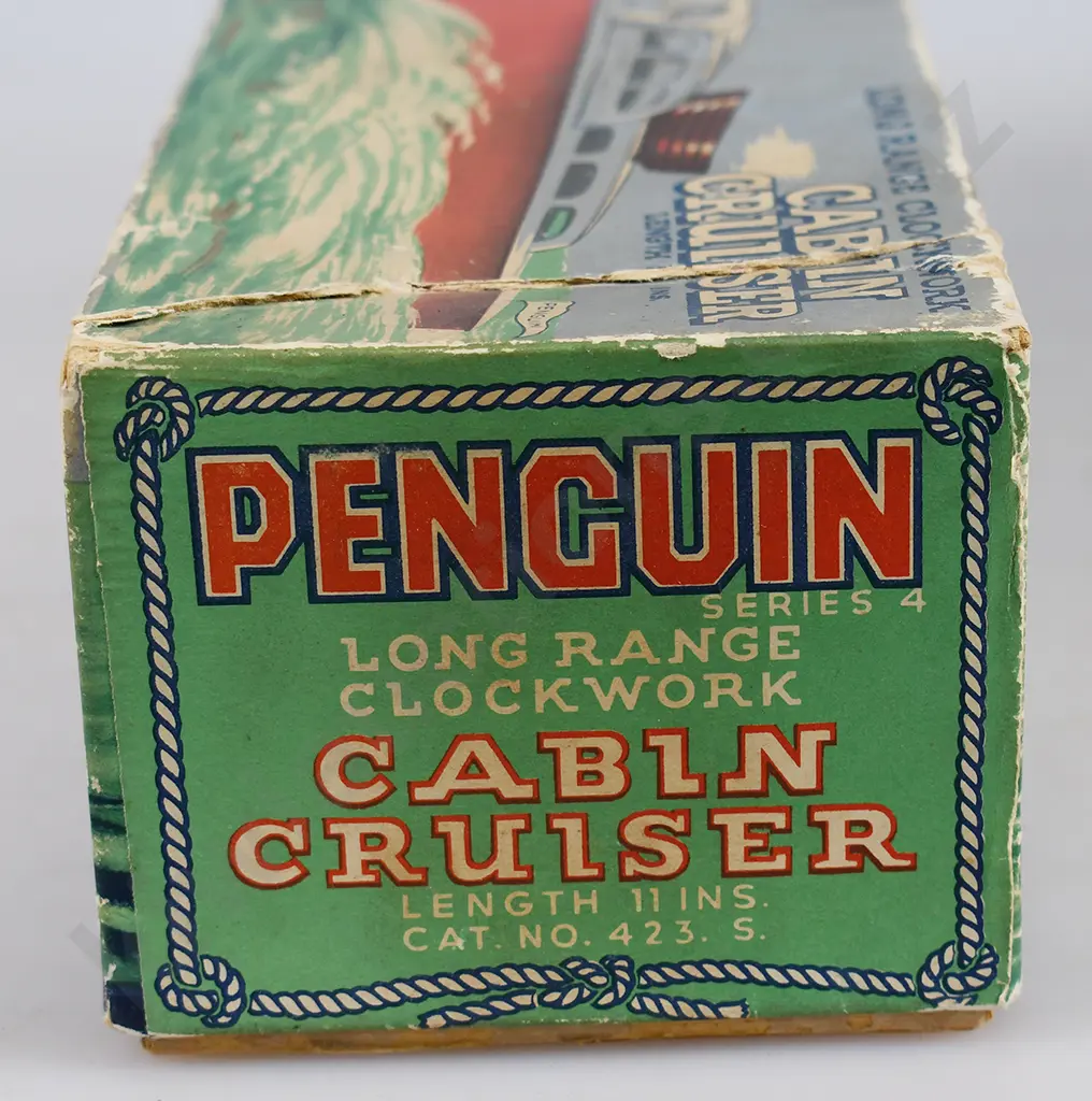 PENGUIN LONG RANGE CLOCKWORK CABIN CRUISER Image 1++