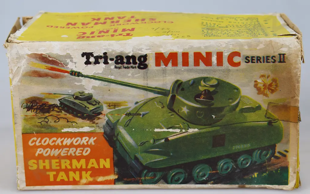 TRI-ANG BOXED MINIC SERIES 2 CLOCKWORK POWERED SHERMAN TANK Image 1++