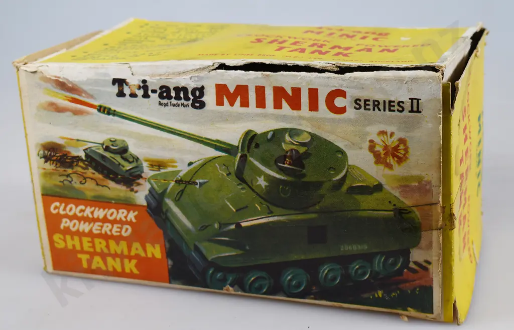 TRI-ANG BOXED MINIC SERIES 2 CLOCKWORK POWERED SHERMAN TANK Image 1++