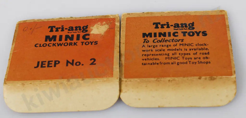 TRI-ANG MINIC CLOCKWORK JEEP No 2 Image 1++