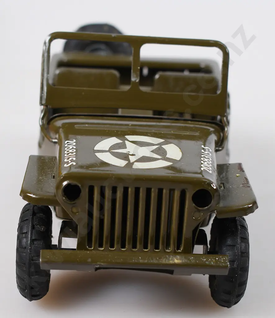TRI-ANG MINIC CLOCKWORK JEEP No 2 Image 1++
