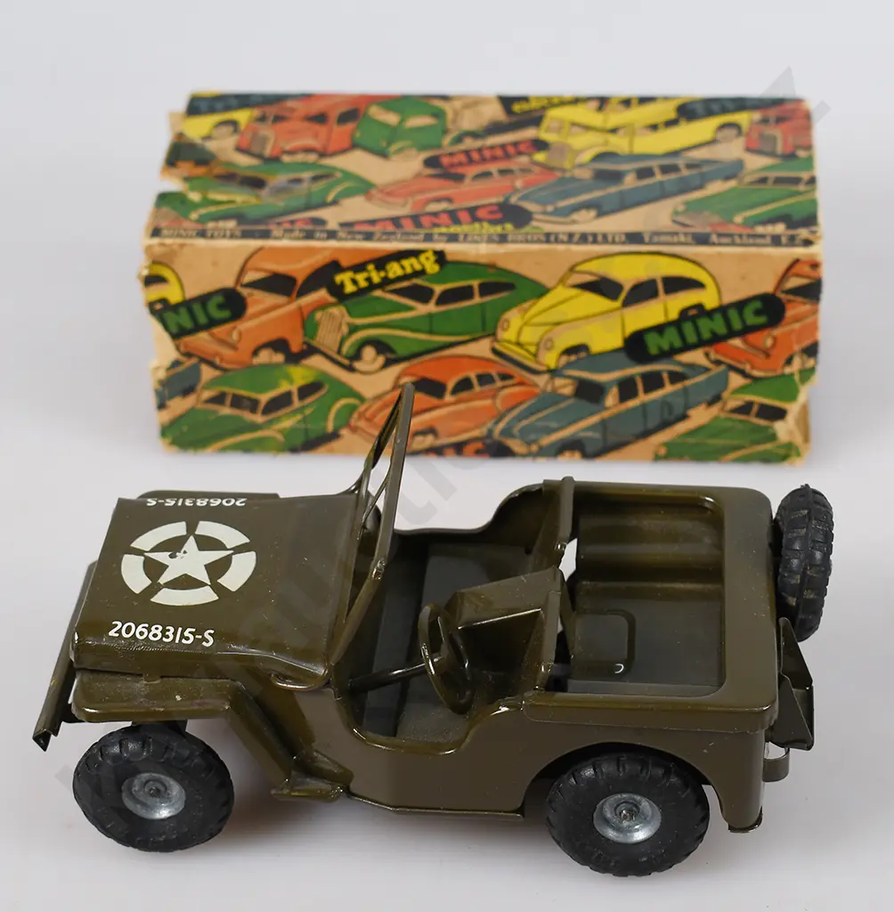 TRI-ANG MINIC CLOCKWORK JEEP No 2 Image 1++