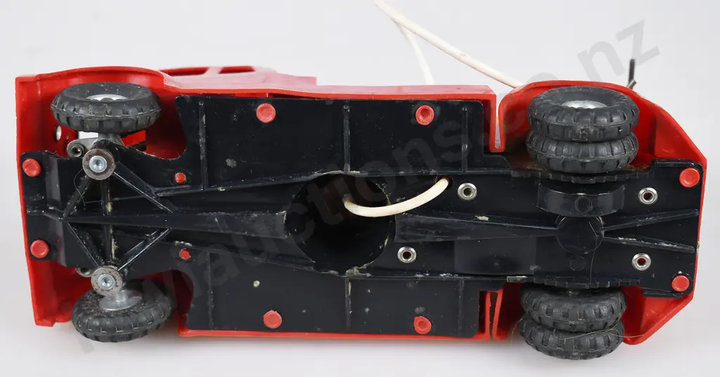 TRIANG MINIC FIRE FIGHTER Image 1++