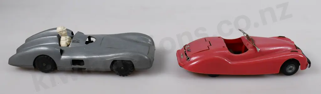 TRI-ANG MINIC MERCEDES, JAGUAR Image 1++