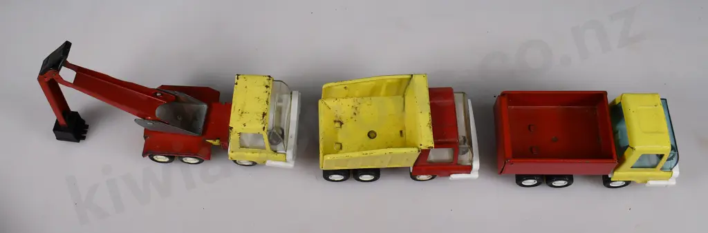 TRI-ANG MIGHTY MINI TRUCKS Image 1++