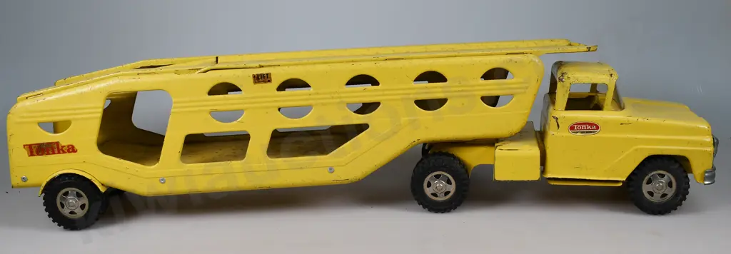 TONKA PRESSED STEEL CAR CARRIER Image 1++