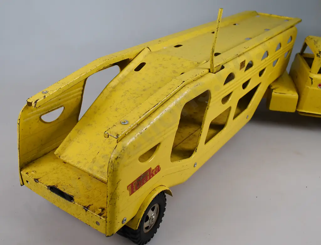 TONKA PRESSED STEEL CAR CARRIER Image 1++