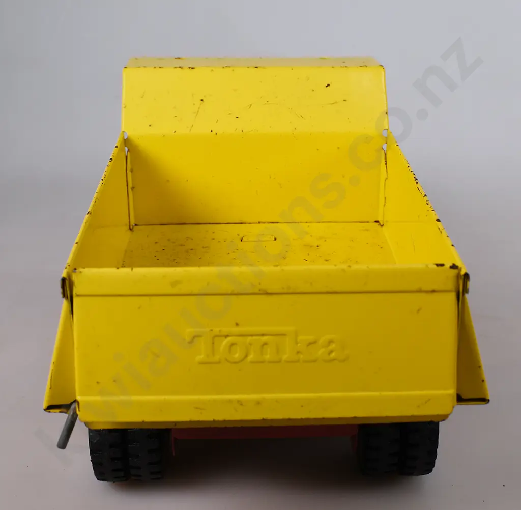 TONKA TIP TRUCK Image 1++