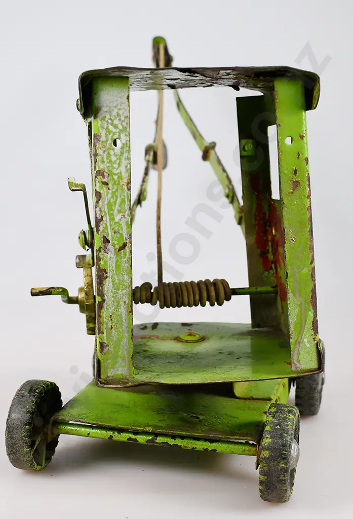 LINCOLN? TOY CRANE Image 1++