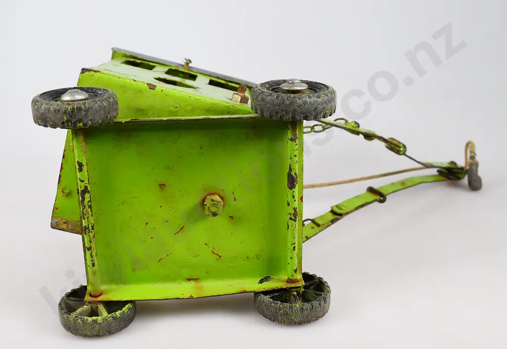 LINCOLN? TOY CRANE Image 1++