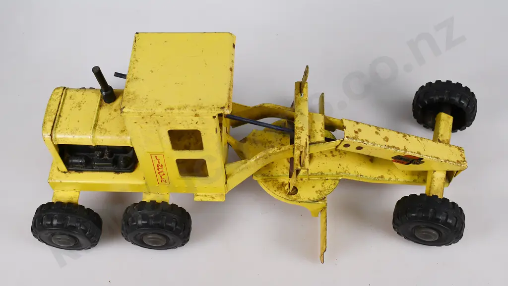 LINCOLN SUPER HERCULES 4224 GRADER Image 1++