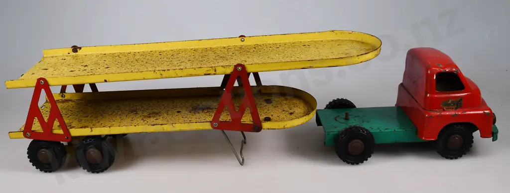 LINCOLN SUPER HERCULES PRESSED STEEL CAR CARRIER Image 1++