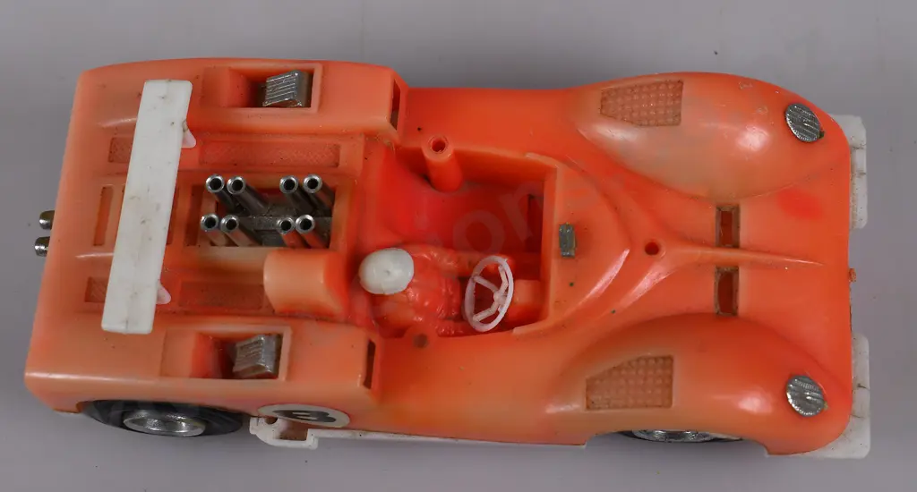 LINCOLN NZ ASSOCCIATED PLASTIC TOYS Image 1++