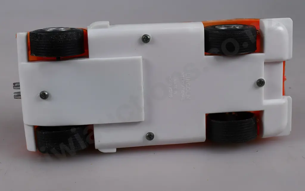 LINCOLN NZ ASSOCCIATED PLASTIC TOYS Image 1++