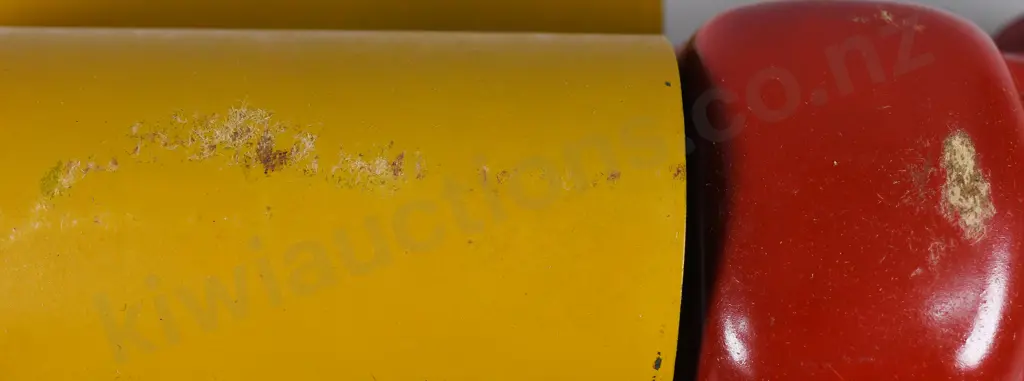 STAR TOYS NZ MADE PRESSED METAL CLOCKWORK SHELL TANKER Image 1++