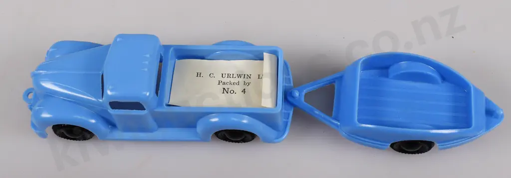 CHRISTCHURCH MADE TRUCK & TRAILER IN ORIGINAL BOX Image 1++