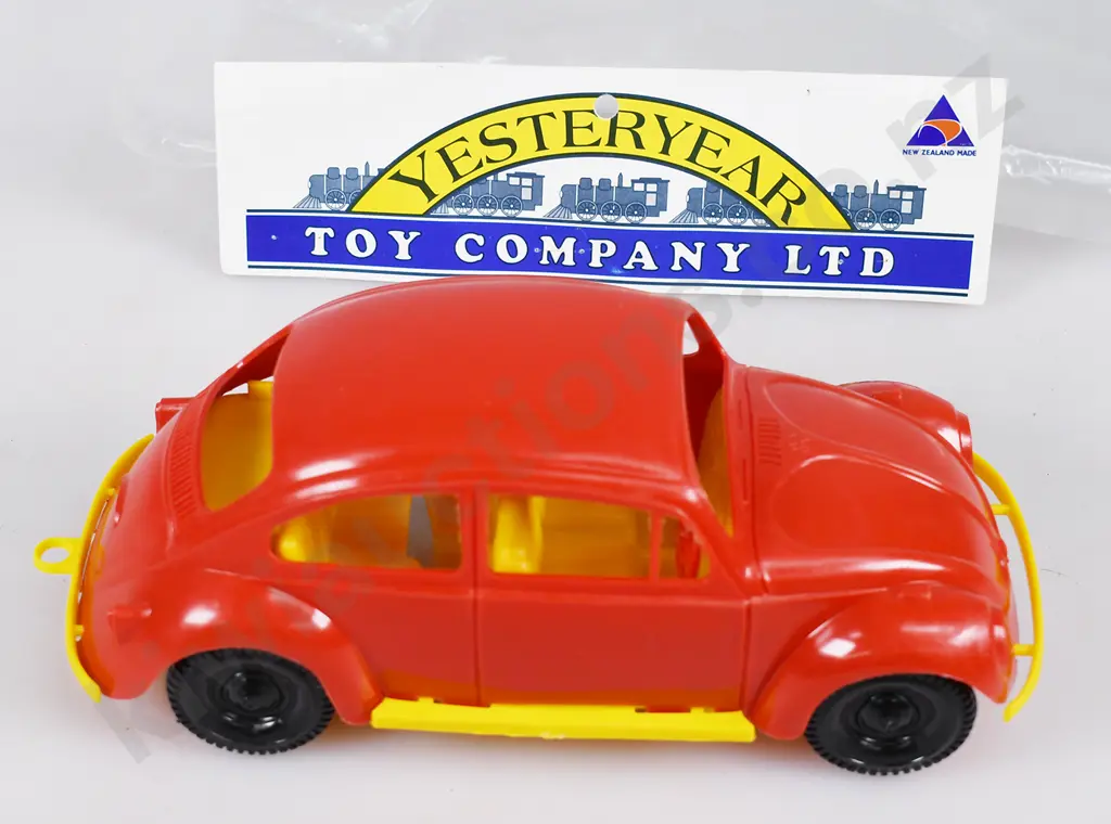 YESTERYEAR TOY CO LIMITED VOLKSWAGEN BEETLE Image 1++