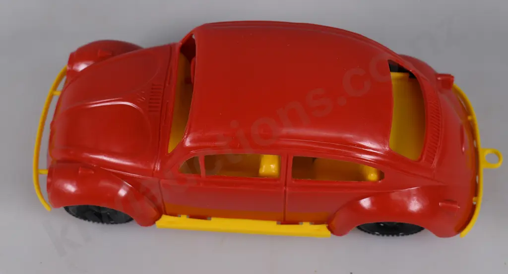 YESTERYEAR TOY CO LIMITED VOLKSWAGEN BEETLE Image 1++