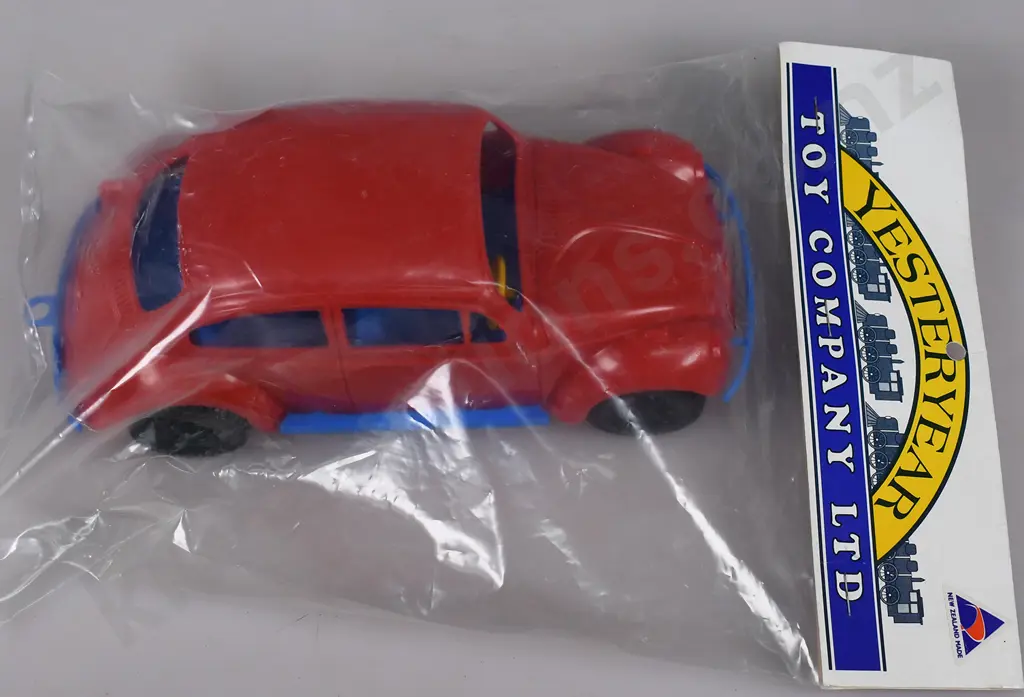 YESTERYEAR TOY CO LIMITED VOLKSWAGEN BEETLE Image 1++
