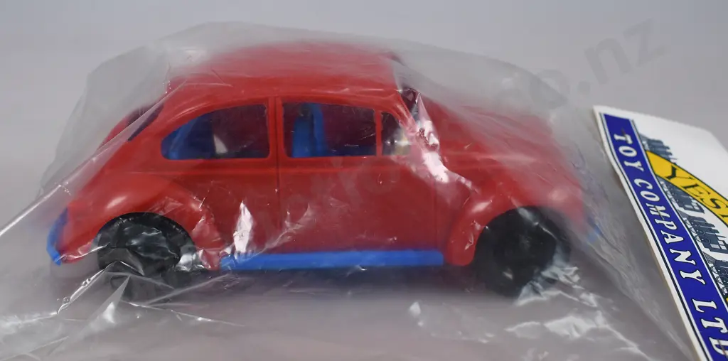 YESTERYEAR TOY CO LIMITED VOLKSWAGEN BEETLE Image 1++