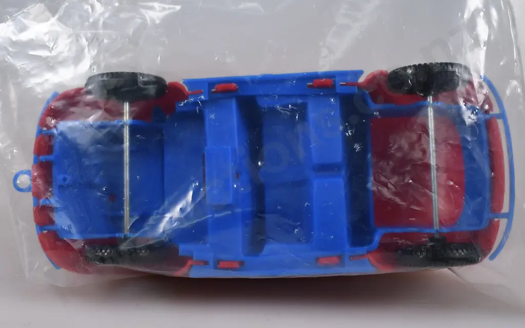 YESTERYEAR TOY CO LIMITED VOLKSWAGEN BEETLE Image 1++