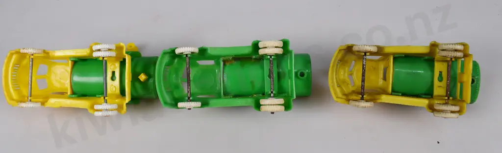 PROTEX PLASTIC TOY TRUCKS & TRACTOR Image 1++